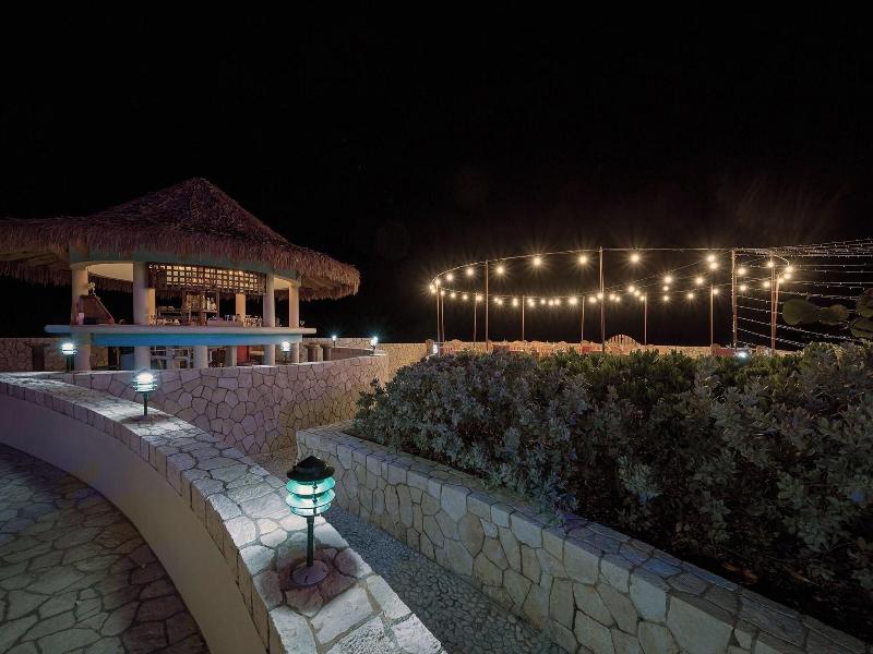 Ocean Cliff Hotel Negril Limited image