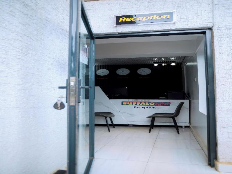 Fanfare Suites image