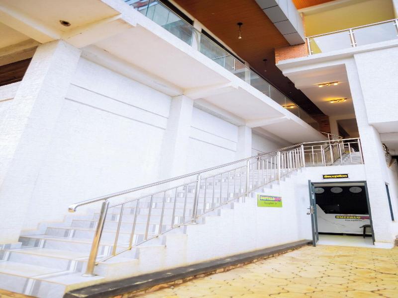 Fanfare Suites image