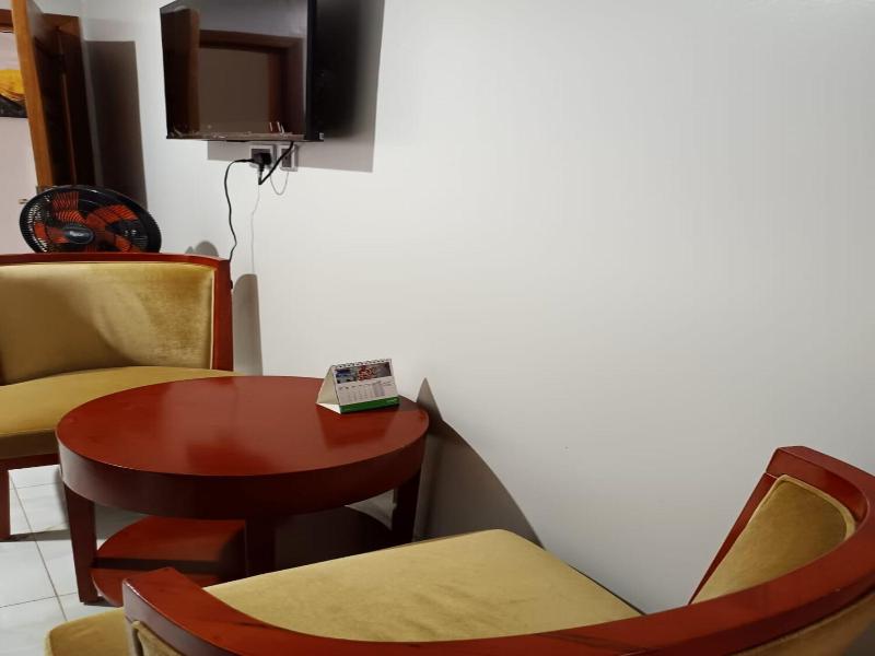 Fanfare Suites image