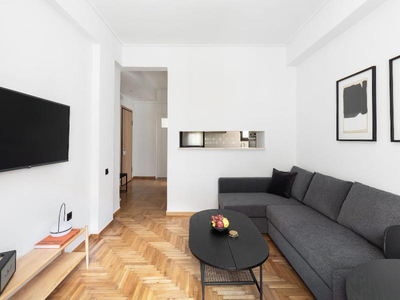Elliot Neapoli Athens image