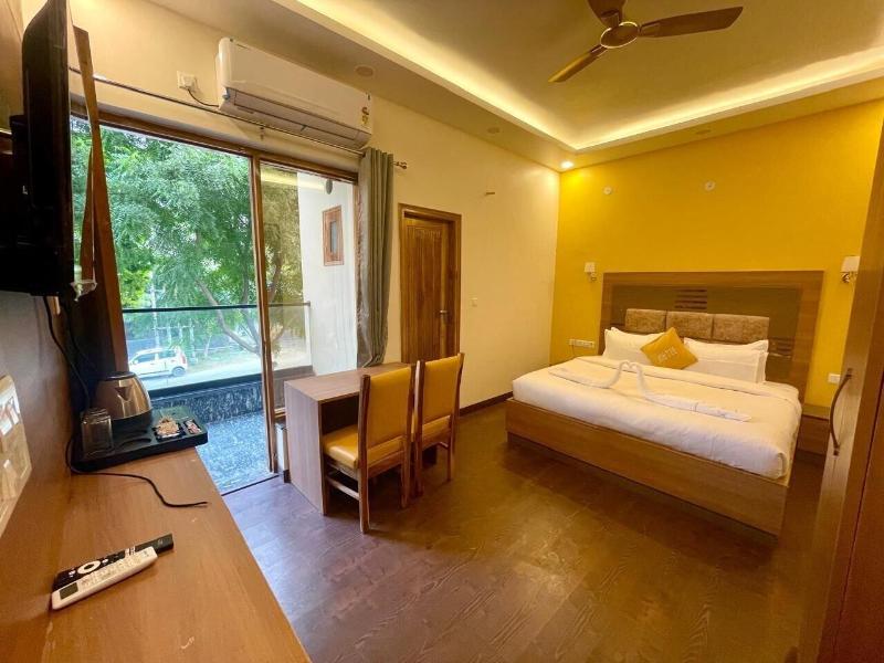 Lime Tree Hotel & One Bhk Serviced Apartment - N image