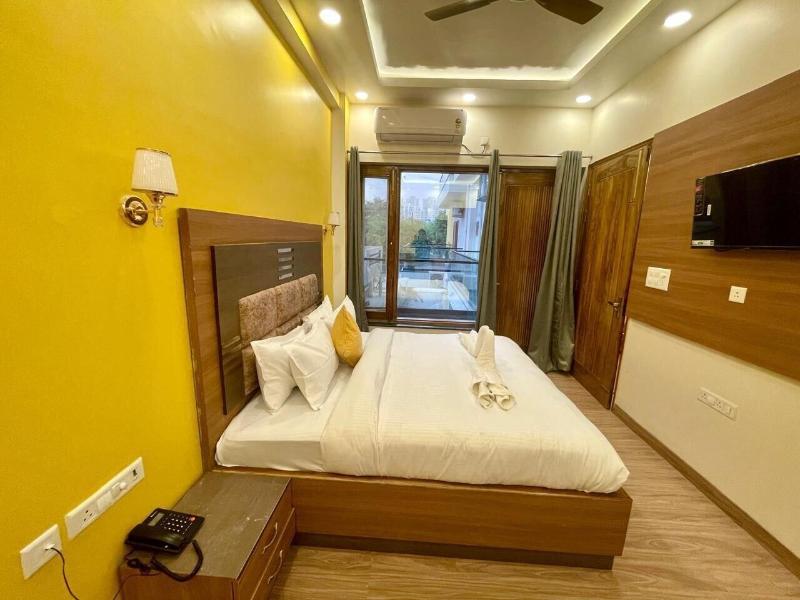 Lime Tree Hotel & One Bhk Serviced Apartment - N image