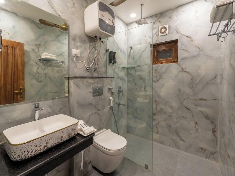 Lime Tree Hotel & One Bhk Serviced Apartment - N image