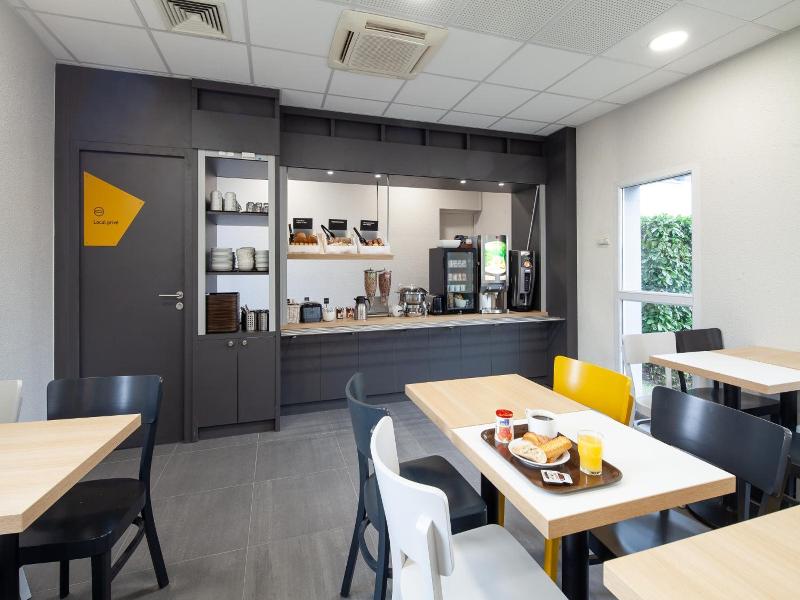 Hotel Premia Re Classe Roissy Saint Witz image