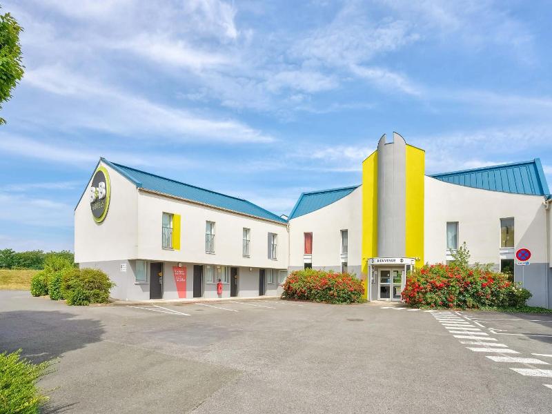 Hotel Premia Re Classe Roissy Saint Witz image