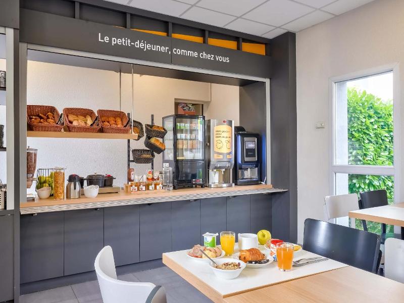 Hotel Premia Re Classe Roissy Saint Witz image