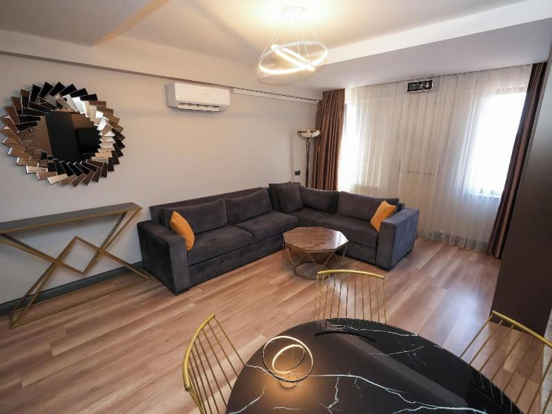 No 139 Apartments image