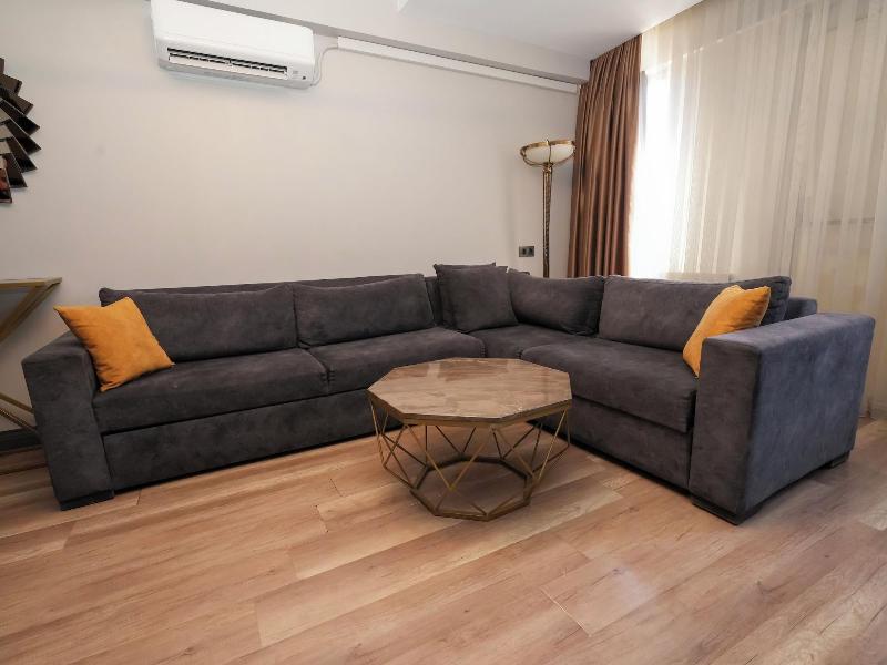 No 139 Apartments image