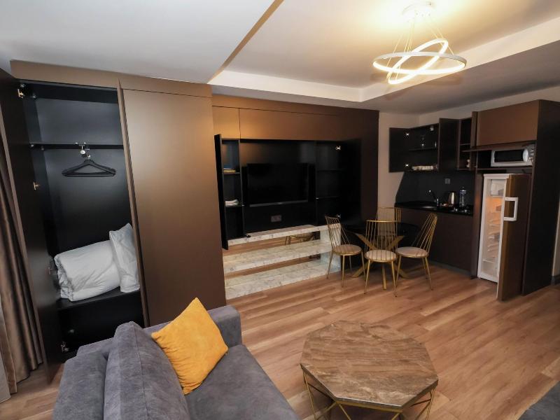 No 139 Apartments image