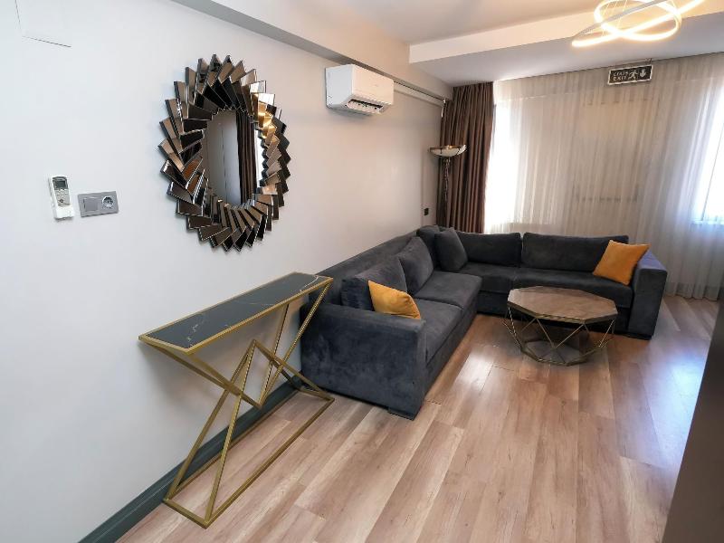 No 139 Apartments image