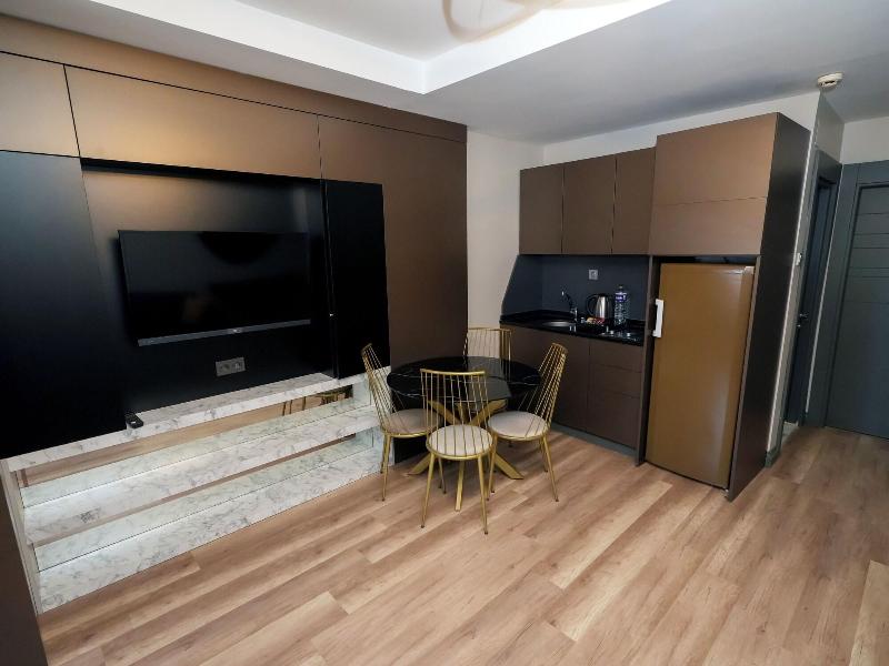 No 139 Apartments image