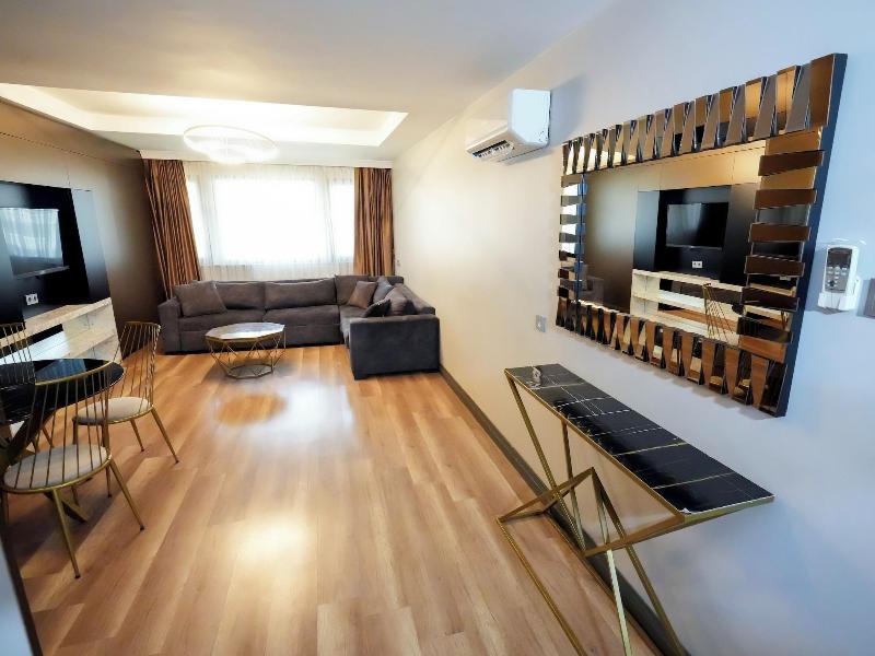 No 139 Apartments image
