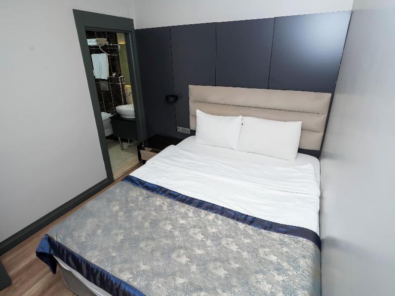 No 139 Apartments image