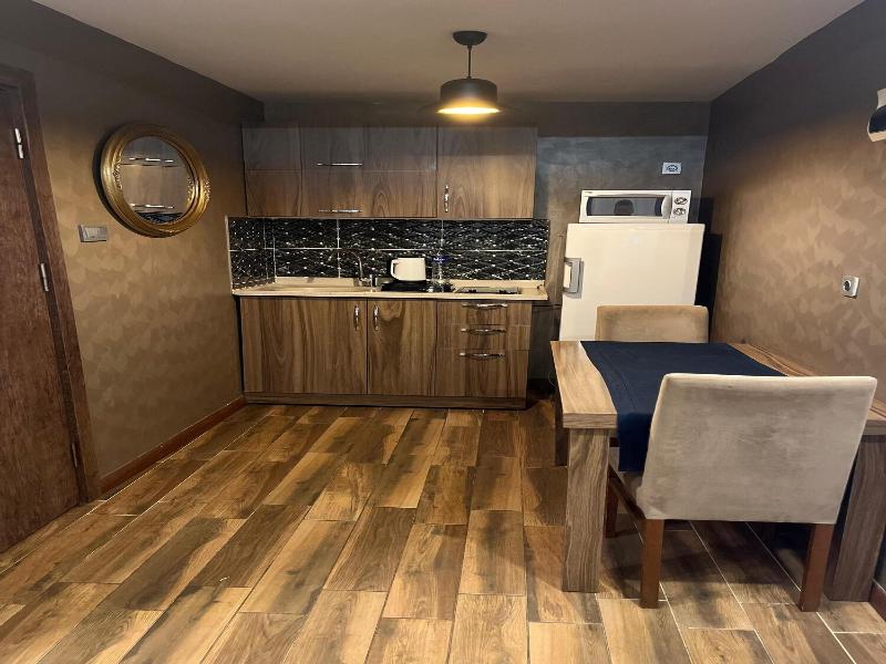 No 139 Apartments image