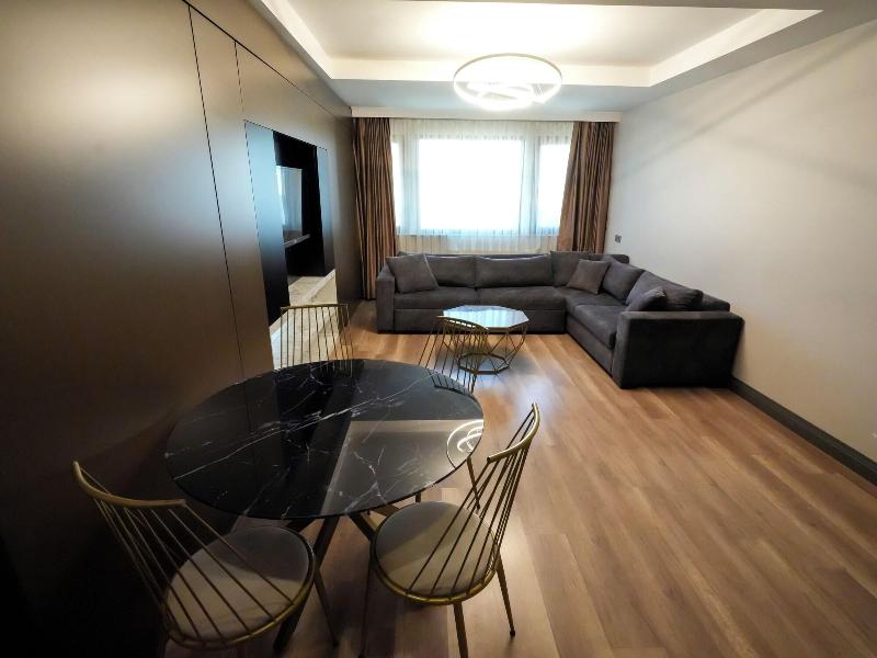 No 139 Apartments image
