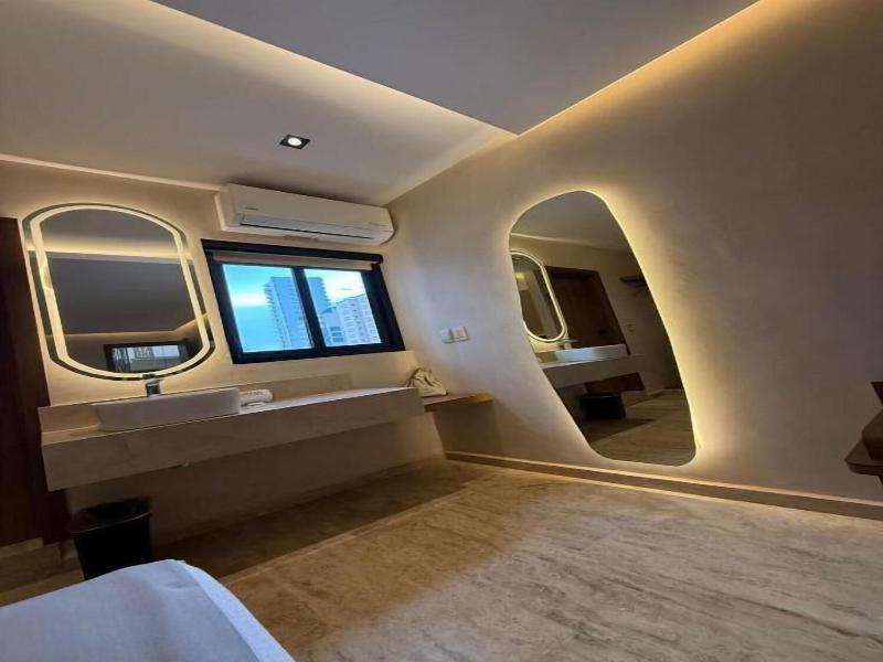 Hotel Makkan Boca image