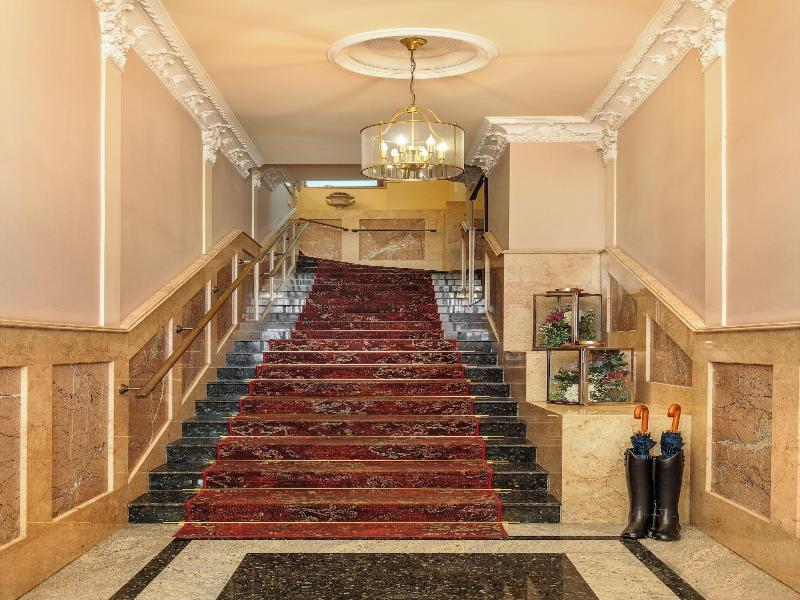 Hotel Bella Casa image