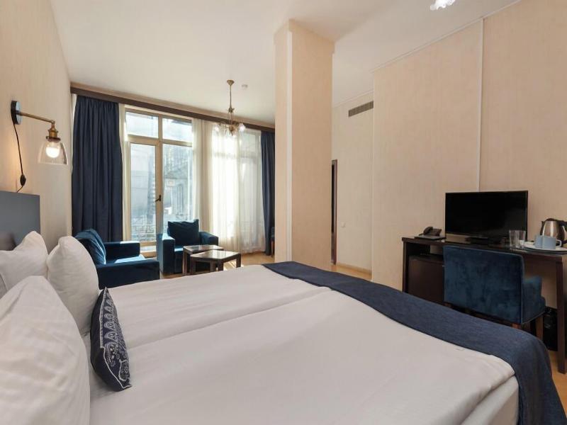 Hotel Bella Casa image