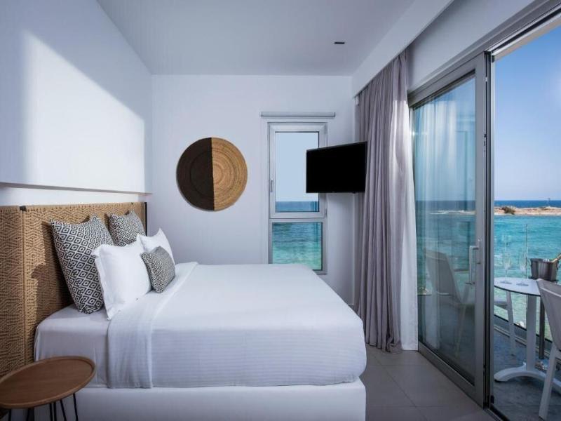 Enorme Ammos Beach image