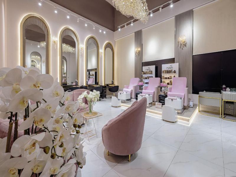 Khalidia Palace Hotel Dubai image