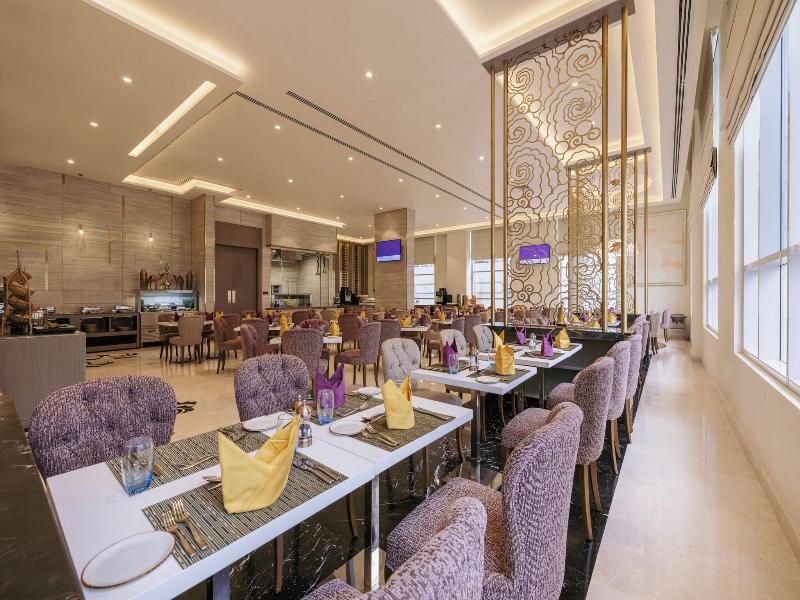 Khalidia Palace Hotel Dubai image