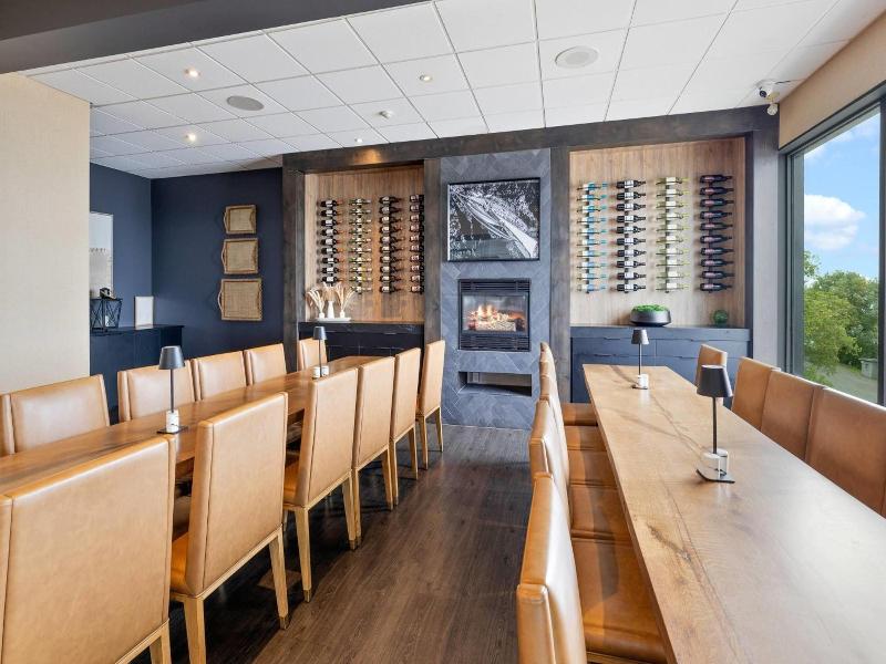 The Jordan Ramada By Wyndham image