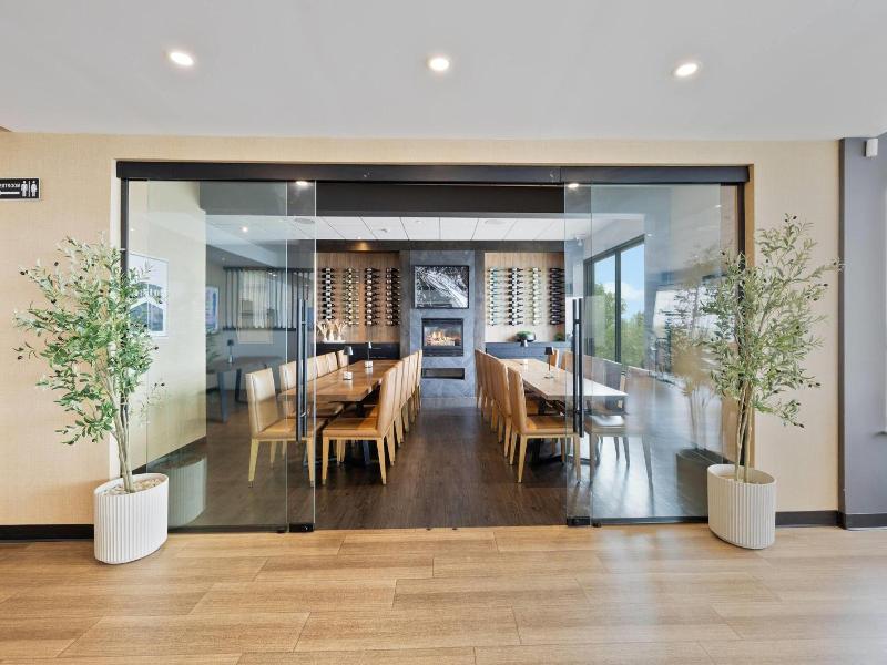 The Jordan Ramada By Wyndham image