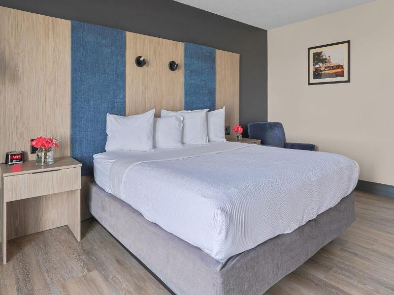 The Jordan Ramada By Wyndham image