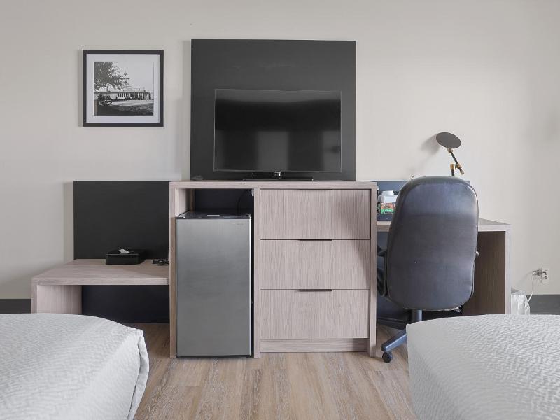 The Jordan Ramada By Wyndham image