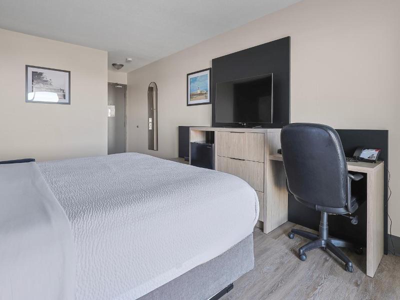 The Jordan Ramada By Wyndham image