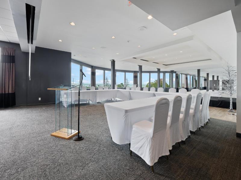 The Jordan Ramada By Wyndham image
