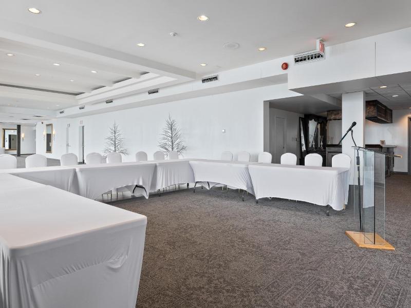 The Jordan Ramada By Wyndham image