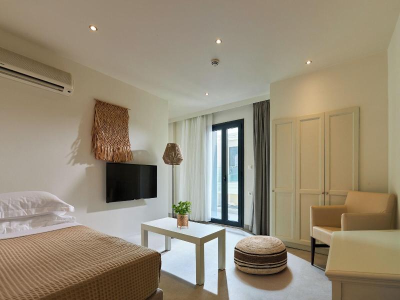 Koutrakis Suites By Estia image