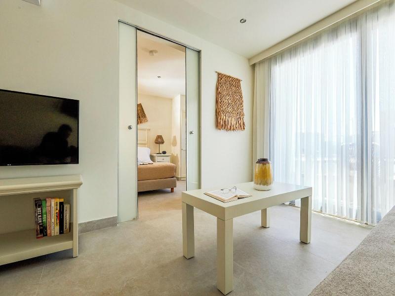 Koutrakis Suites By Estia image