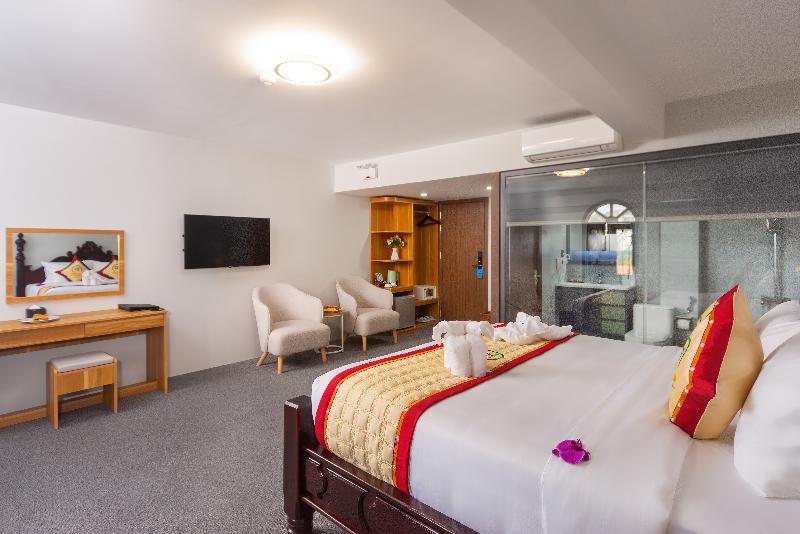 Palado Hotel Mui Ne image
