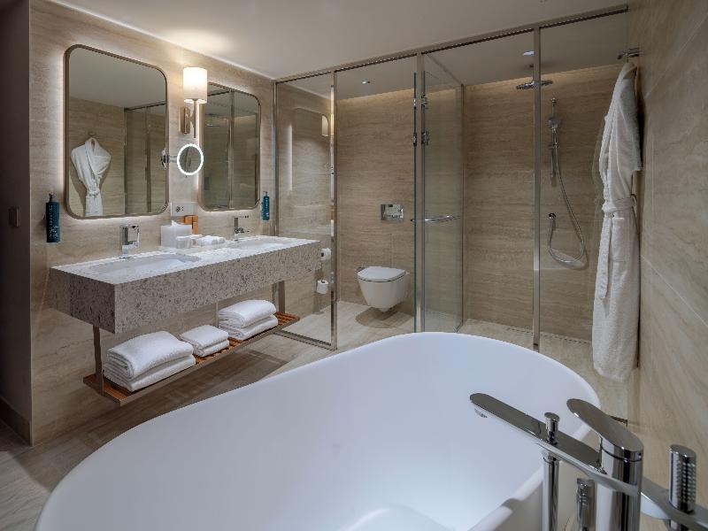 Doubletree By Hilton Istanbul Macka image