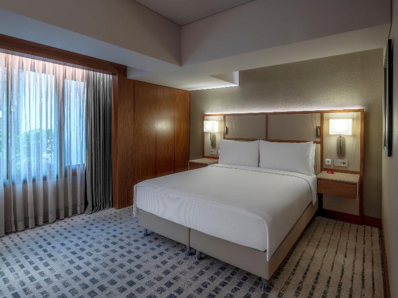 Doubletree By Hilton Istanbul Macka image