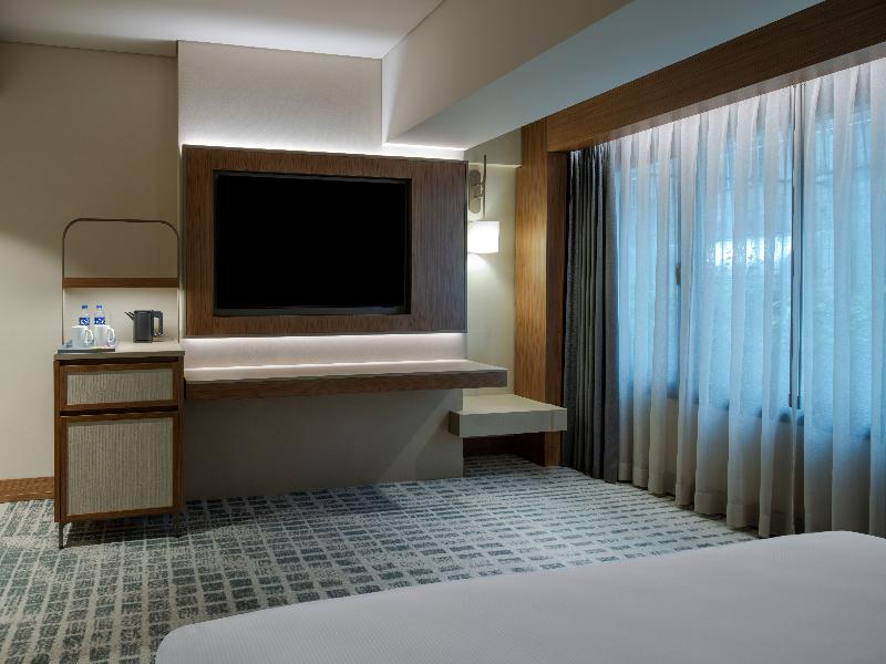 Doubletree By Hilton Istanbul Macka image
