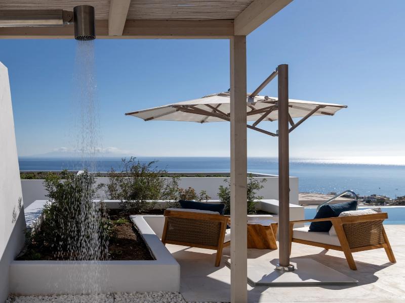 Sandblu Santorini, LXR Hotels & Resorts image