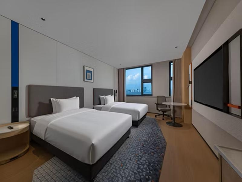 Holiday Inn Express Suzhou SIP Suliu Road image