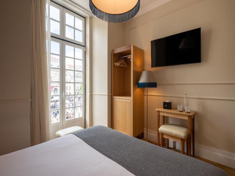 Boemio Flh Hotels image