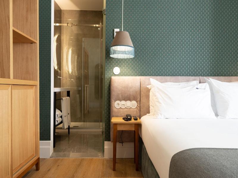 Boemio Flh Hotels image