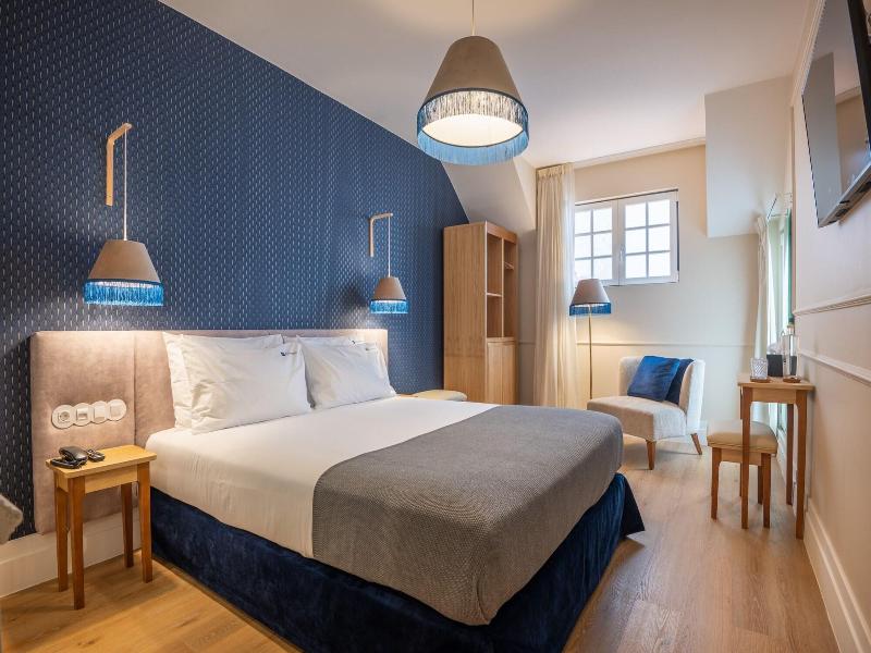 Boemio Flh Hotels image