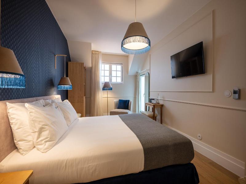 Boemio Flh Hotels image
