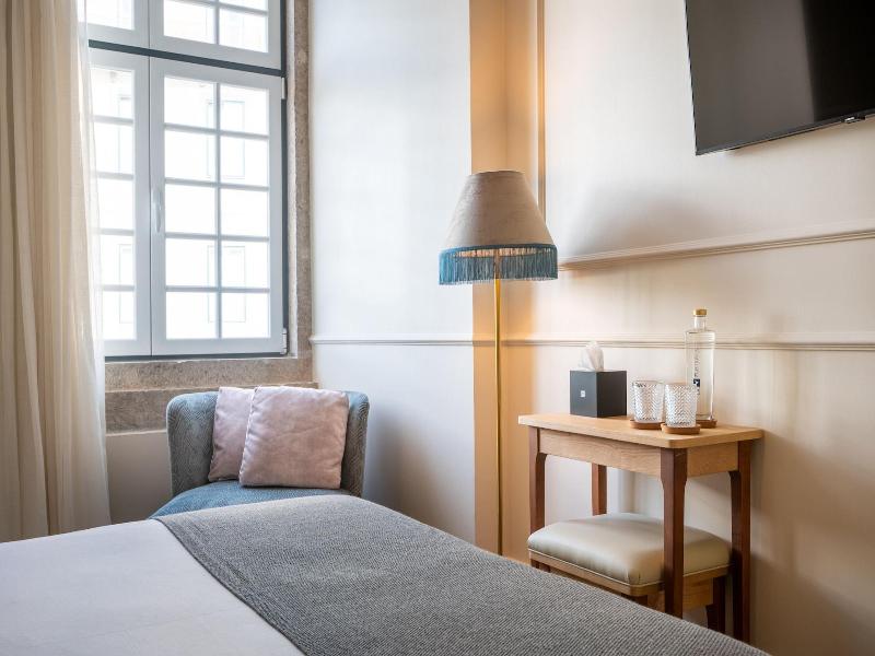 Boemio Flh Hotels image