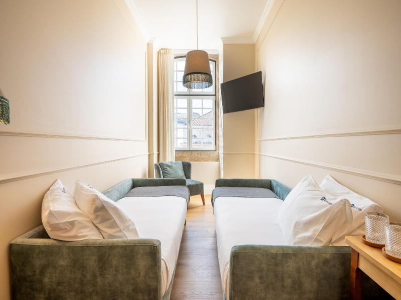 Boemio Flh Hotels image