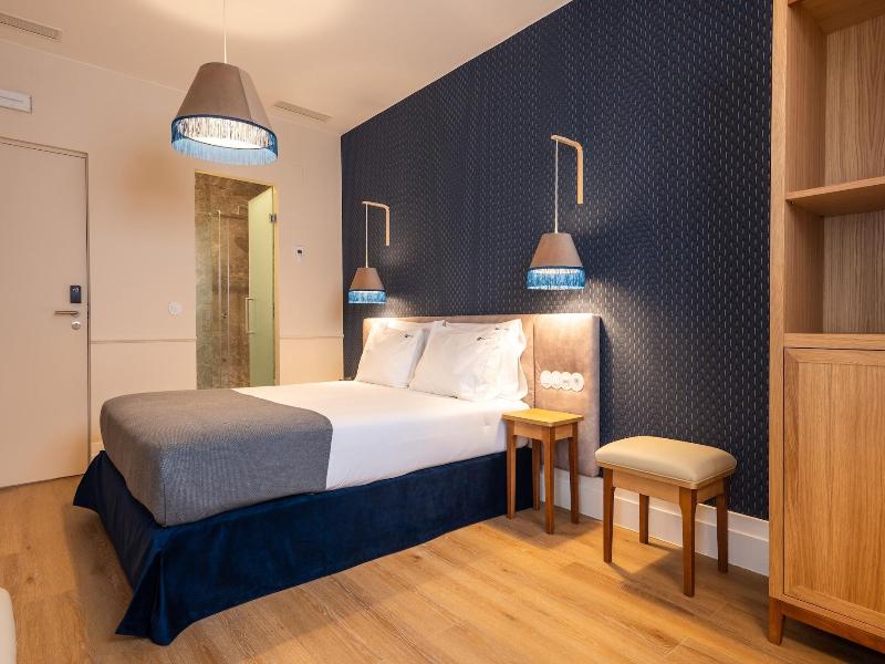 Boemio Flh Hotels image