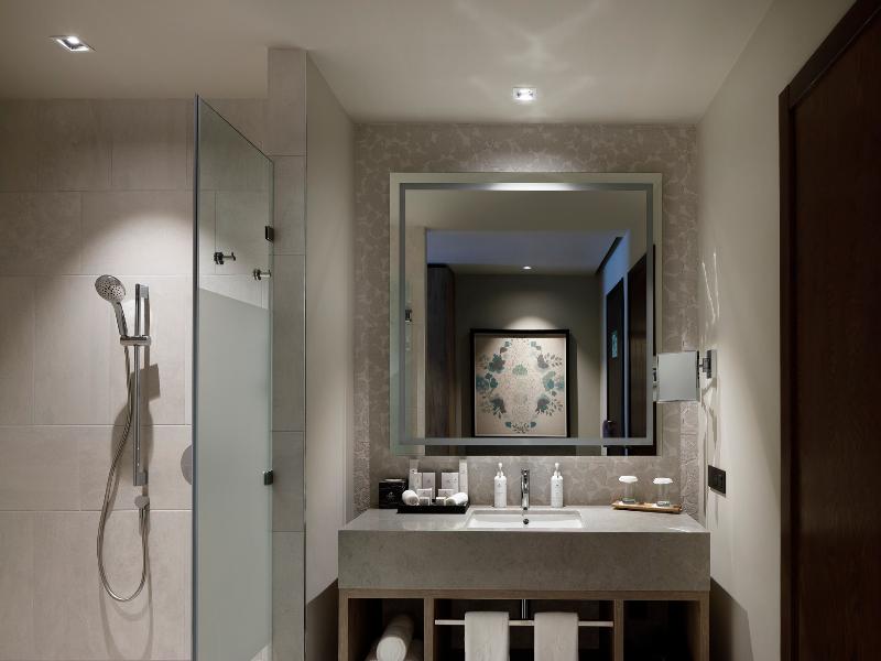 Lopesan Serenity Bay Resort - Adults Only image
