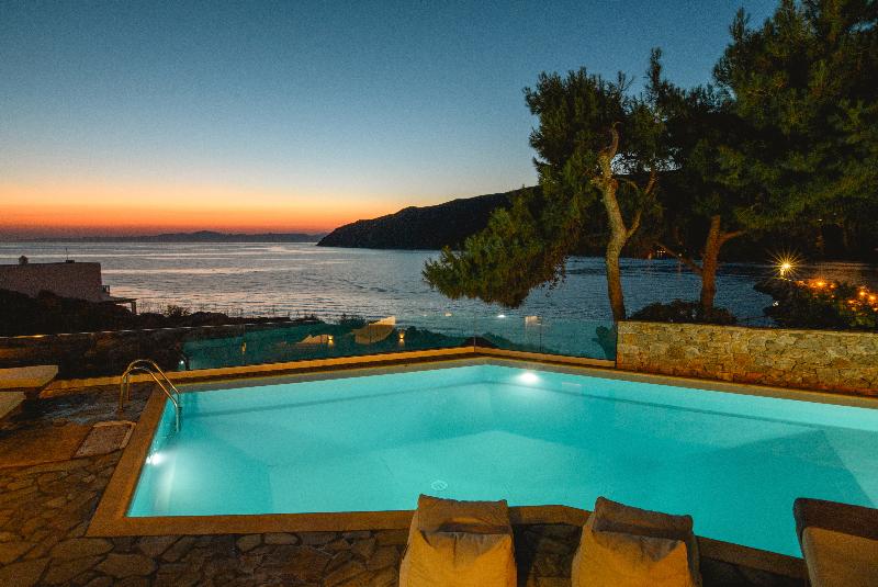Yperia Hotel image